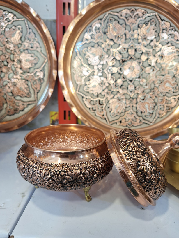 قندان مسی دست ساز گل رز ناو شده ساخت زنجان